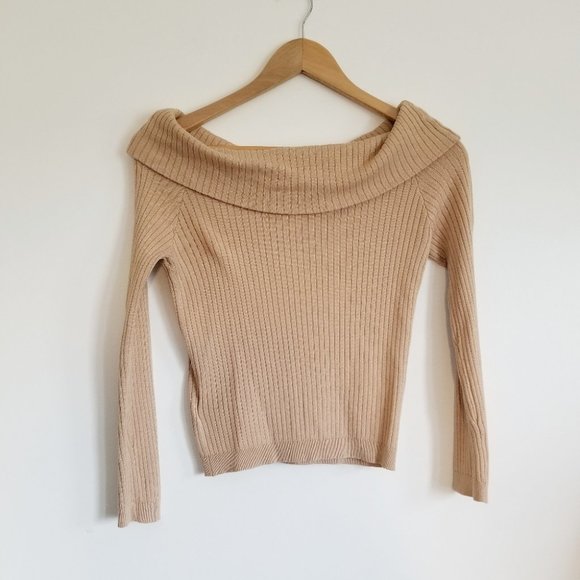 H&M Tops - Divided H&M  off the shoulder long sleeve shirt
